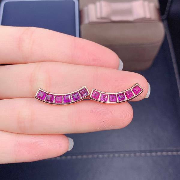 925銀耳環 純天然鎂鋁石榴石