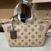 [S] DKNY THE MEDIUM LOGO EFFORTLESS TOTE,CHINO/BROWN, 755406970678 (SD610)