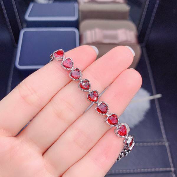 925銀手鍊 古典滾珠邊 滿鑲心型紅寶石榴石