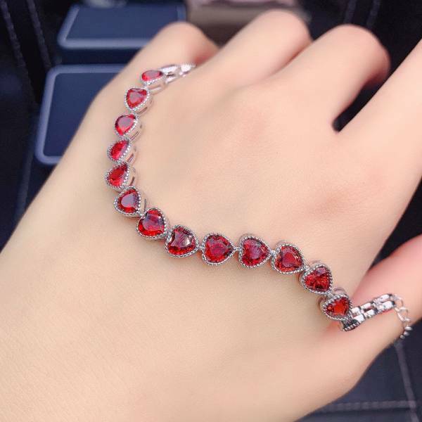 925銀手鍊 古典滾珠邊 滿鑲心型紅寶石榴石