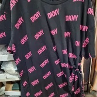 [S] DKNY ALLOVER LOGO SHORT SLEEVE DRESS,BLACK/PINK, B2370400-BFH (SD624)