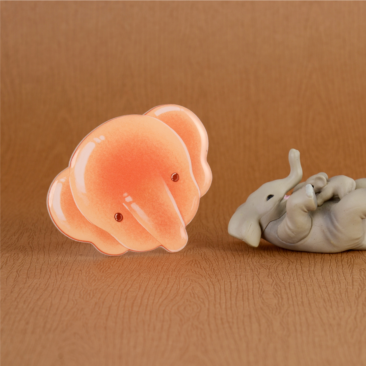 パンの動物 携帯電話エアバッグホルダー（ゾウ）