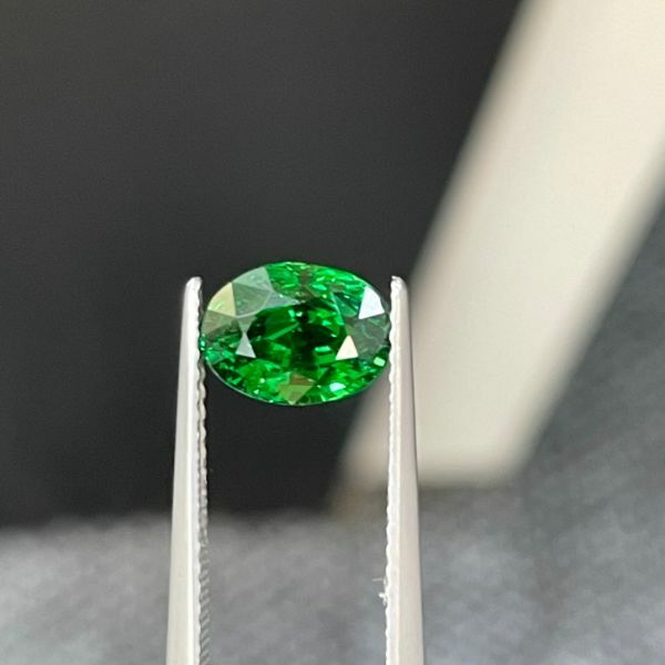 2.09ct無燒莎弗萊