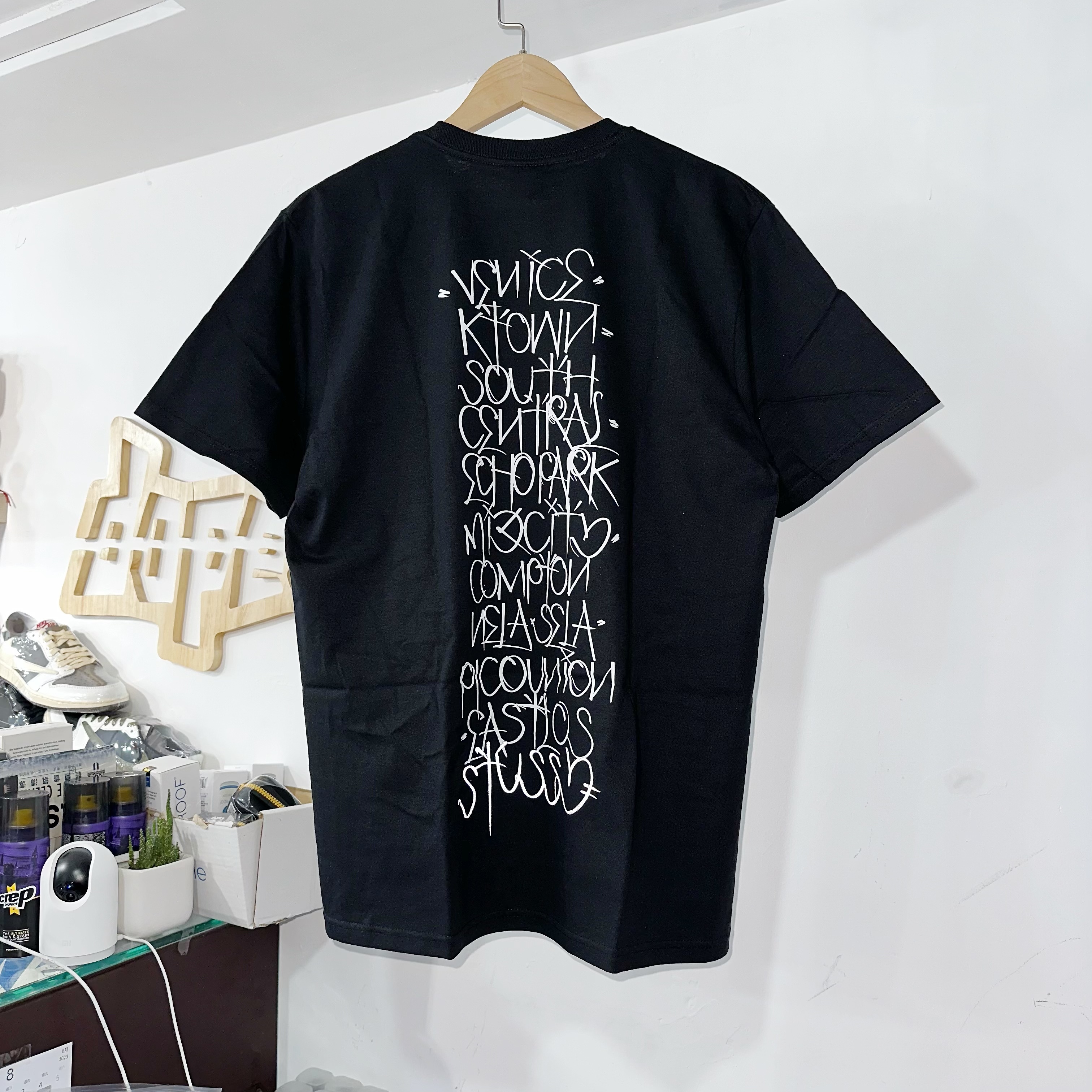 Stüssy BORN × RAISED SS23 HANDSTYLES TEE