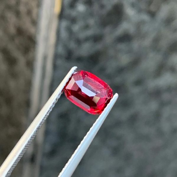 2.03ct無燒鴿血紅