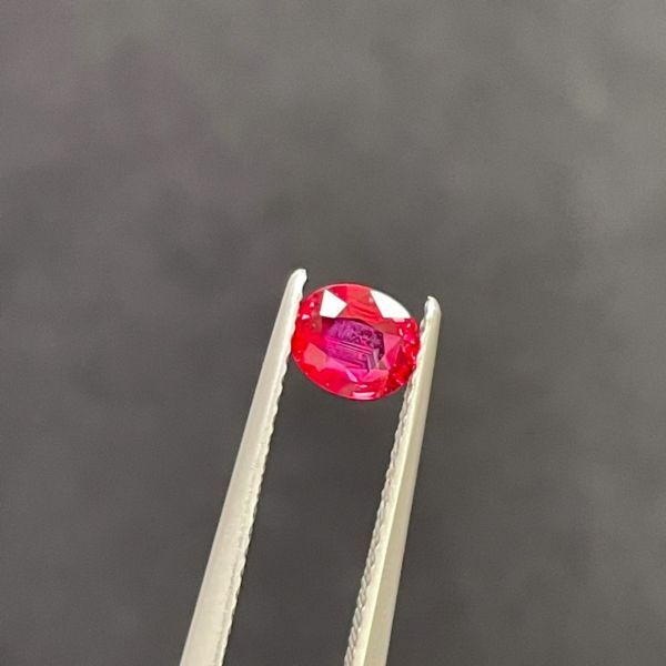 0.57ct無燒鴿血紅