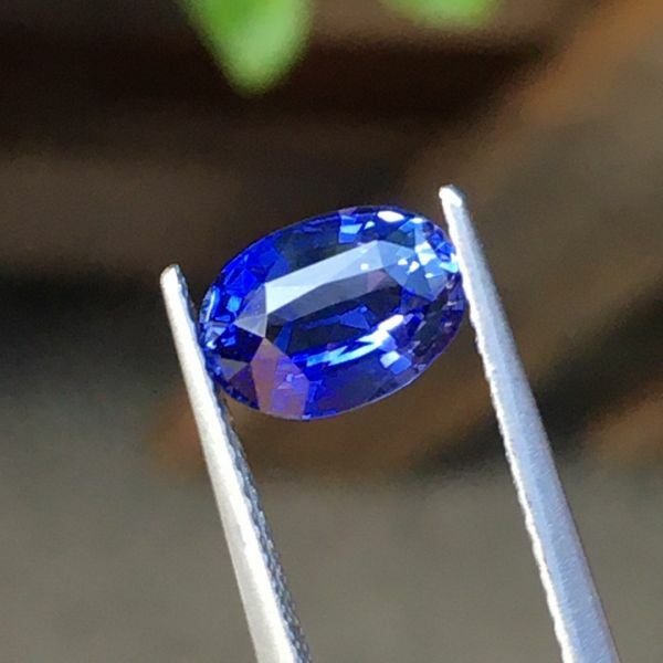 1.65ct有燒矢車菊