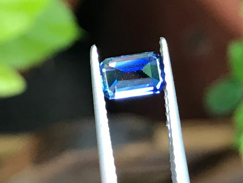 1.07ct有燒皇家藍