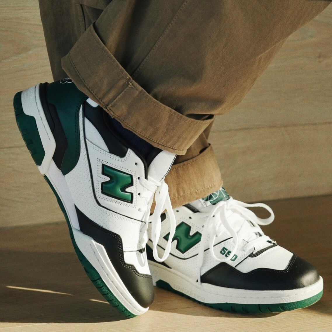 New Balance 550 雨霧灰 白灰 麂皮 復古休閒鞋 情侶鞋 男女鞋