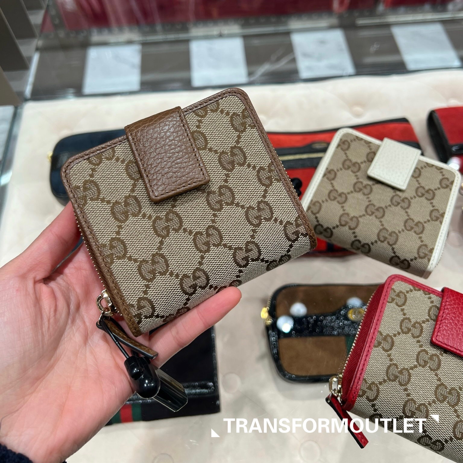 Gucci Wallet-古馳經典GG帆布短款錢包 - Available in three colors