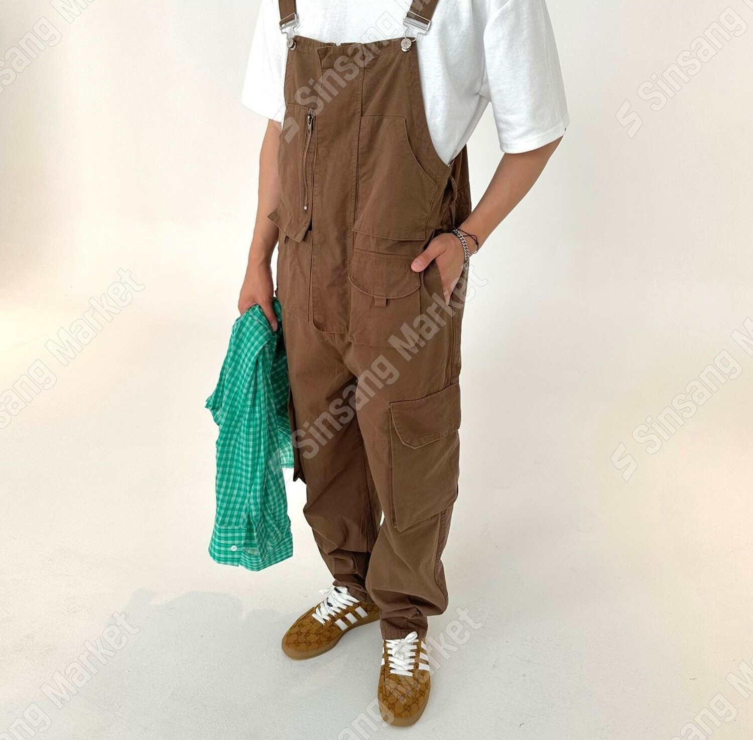 多功能口袋吊帶褲