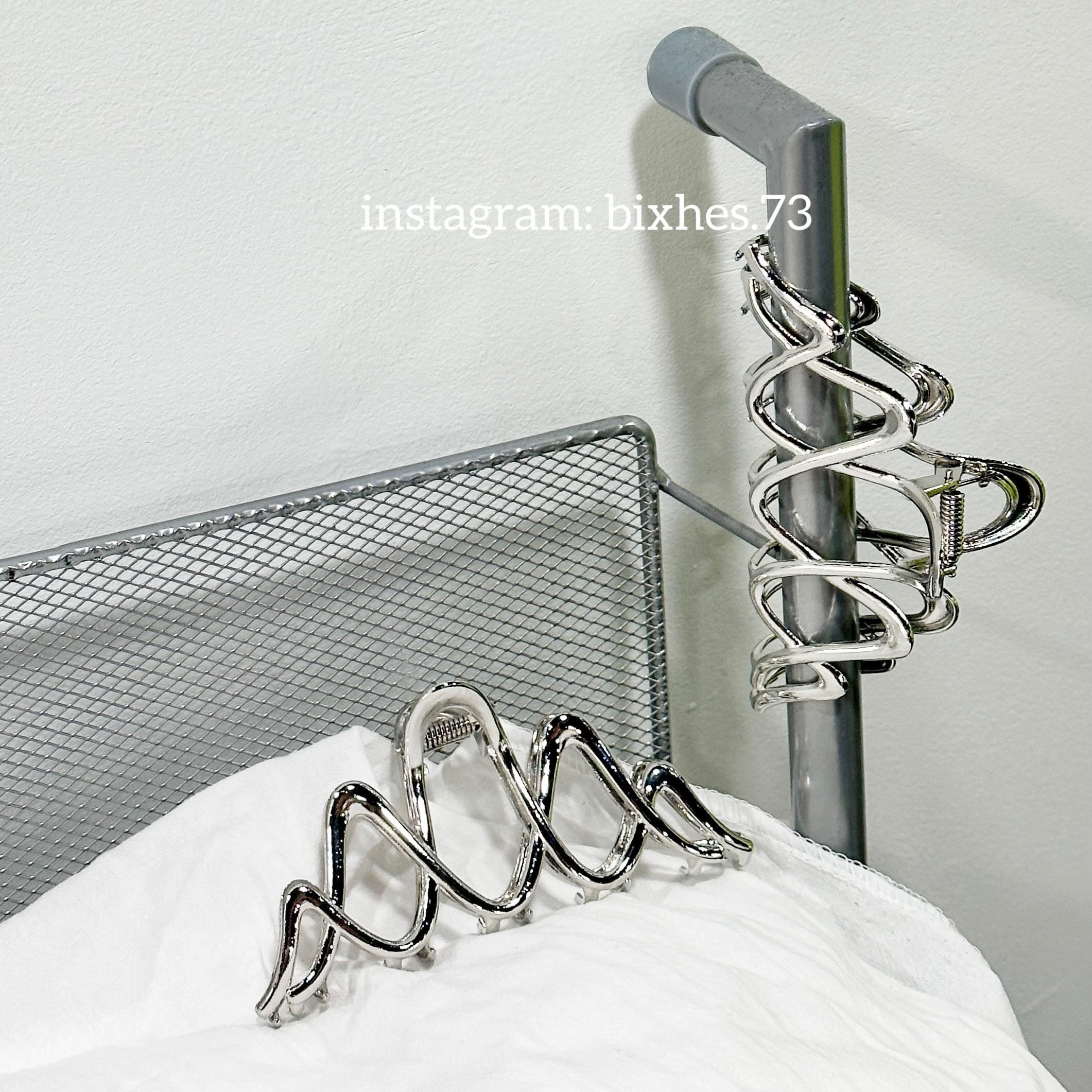 高級感雙波浪鯊魚夾(H00022)