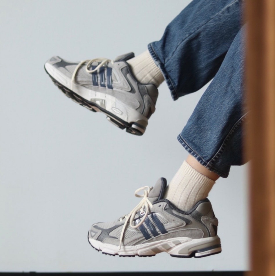 Adidas Originals Response 深灰色 IU同款 男鞋女鞋 慢跑鞋 復古 GZ1561