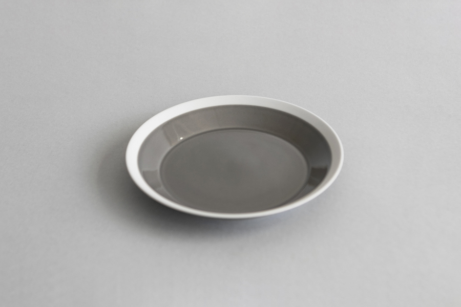 yumiko iihoshi porcelain-木村硝子店聯名dishes系列 盤18cm 鹿褐棕