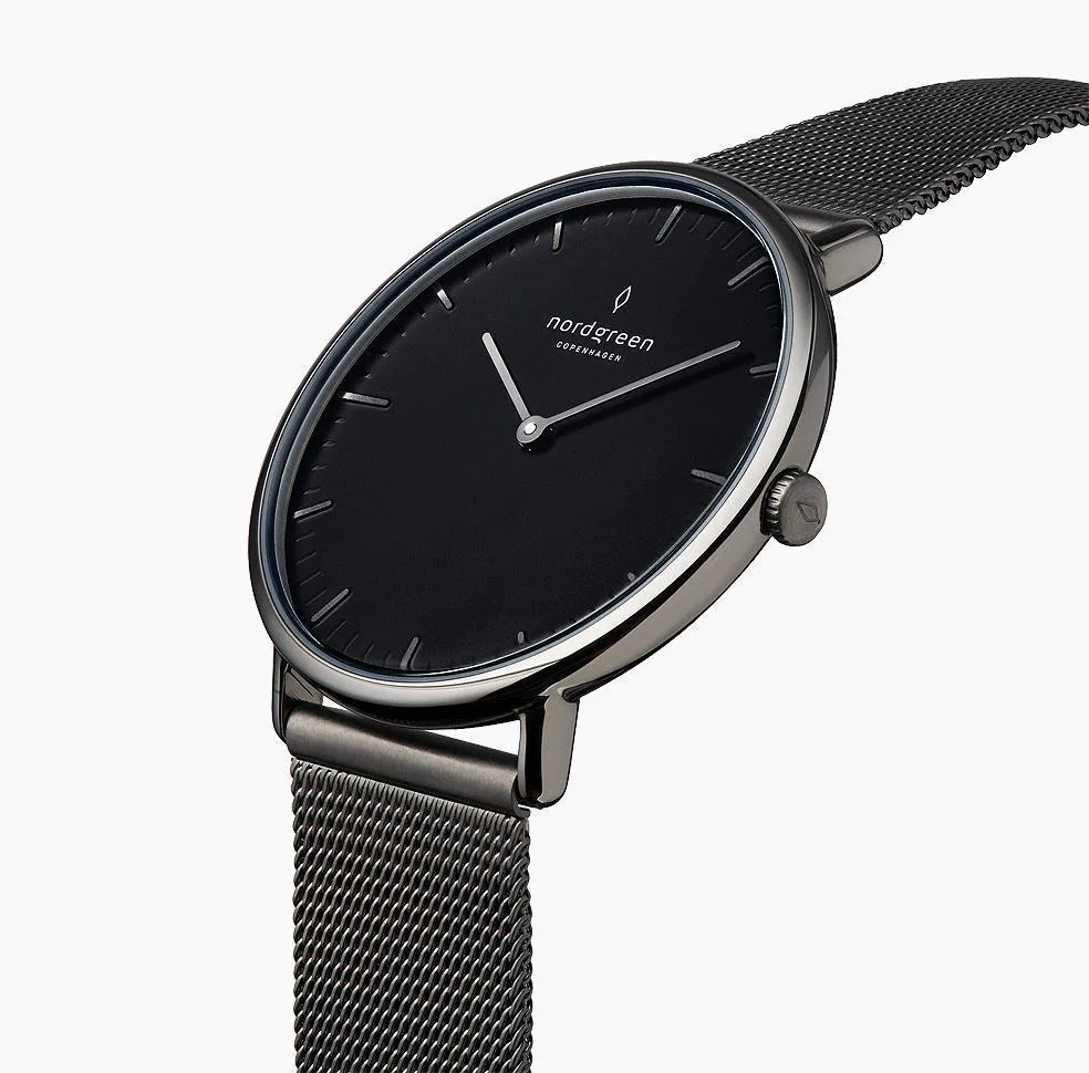 萬年鐘錶 - Nordgreen 北歐極簡風腕錶 Native  極夜黑系列鈦鋼米蘭錶帶男錶  NR40GMMEGUBL  錶徑40MM