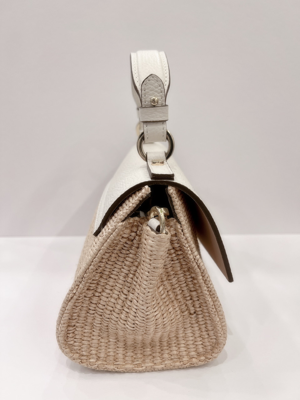 米白皮革編織包