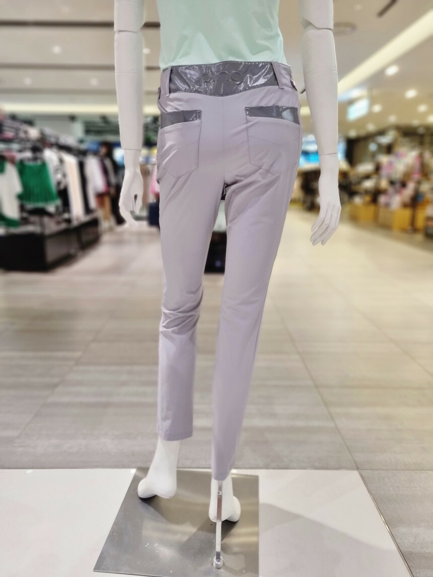 女款 M302 / 5折起 韓版PING 正品/春夏款 素雅簡約皮革補丁長褲/網美推薦韓版高爾夫球衣 5顆星評價