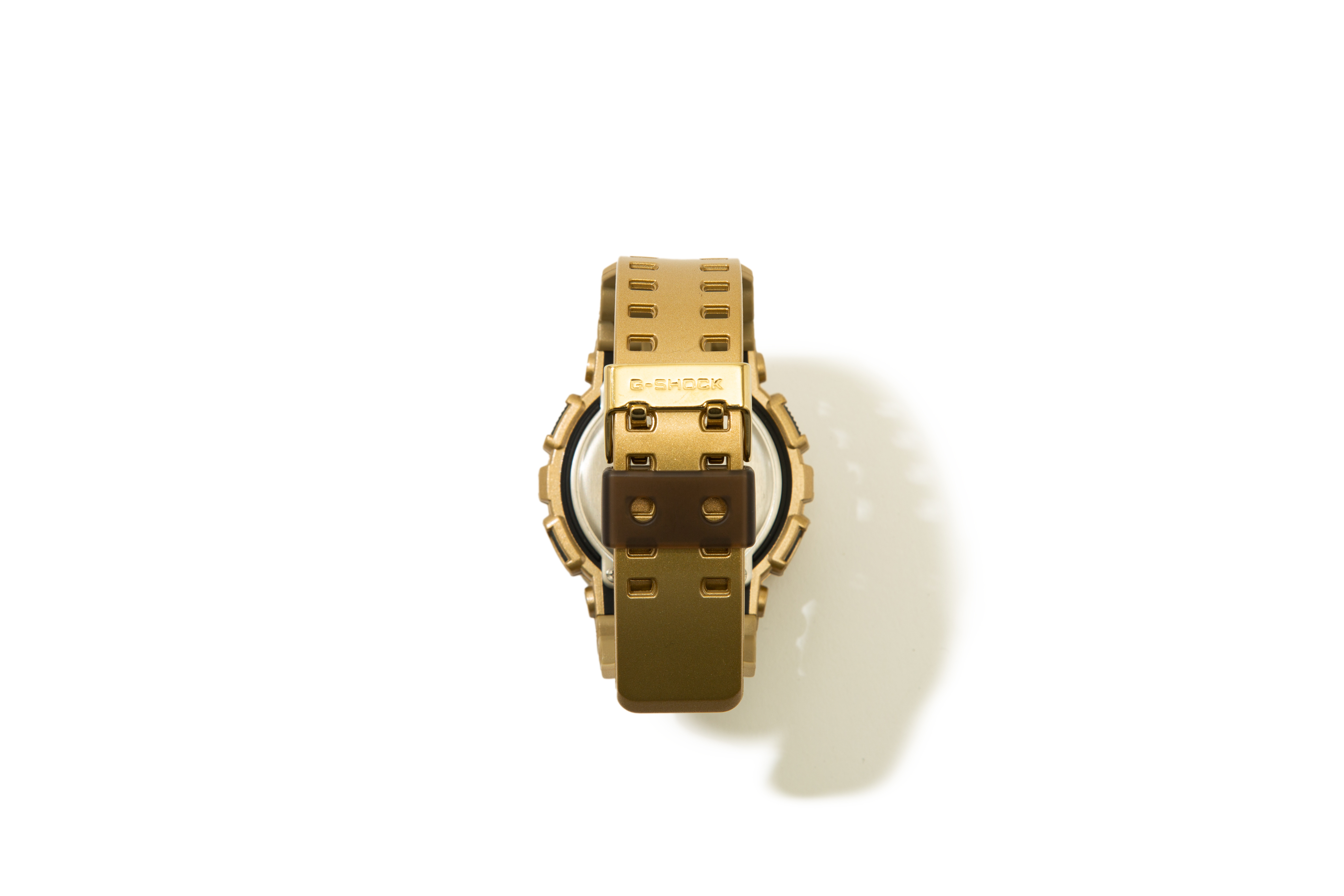 G-SHOCK "GA-110GD-9BDR" (Gold)