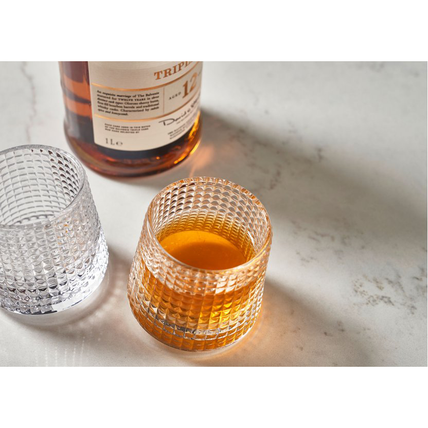 Dan 宋溪木美胡色 ▪ 大理石紋石英石餐桌140/160 cm〔DS242SWC〕