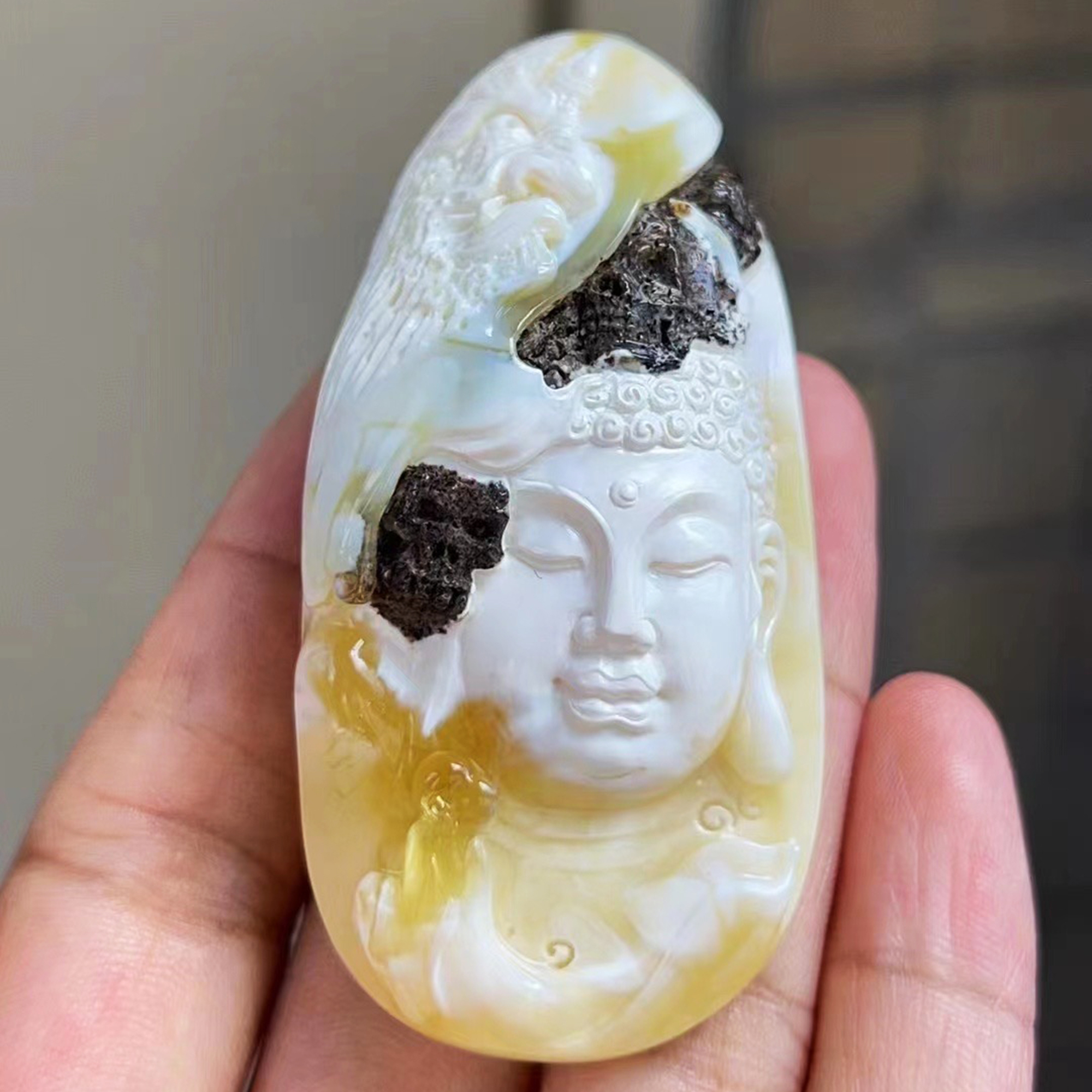 收藏款天然俄羅斯高白奧利奧蜜蠟一念之間掛牌