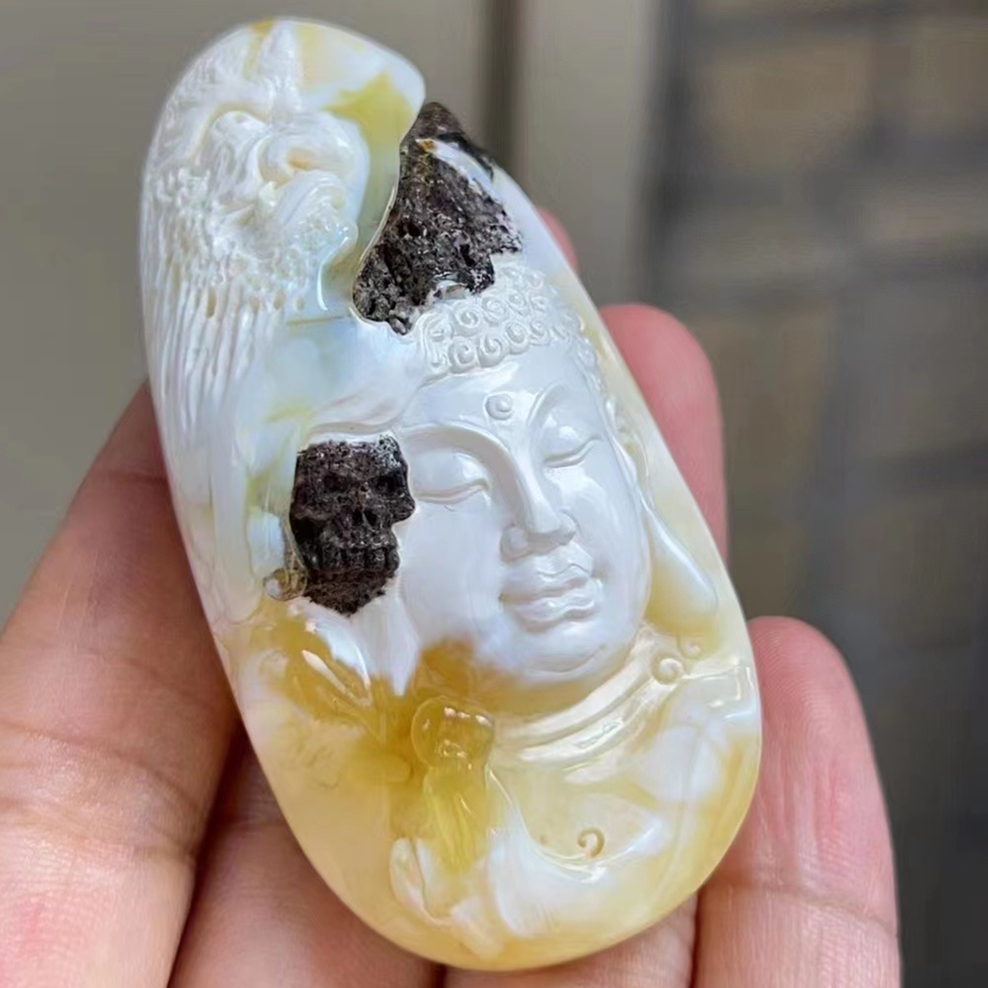 收藏款天然俄羅斯高白奧利奧蜜蠟一念之間掛牌