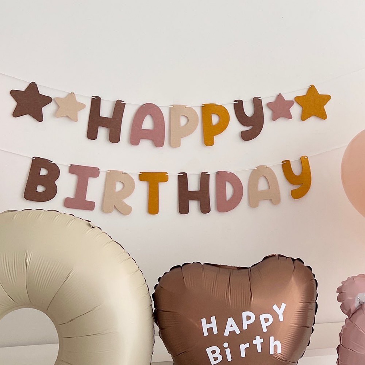 《2864》秋冬色星星HAPPY BIRTHDAY拉旗