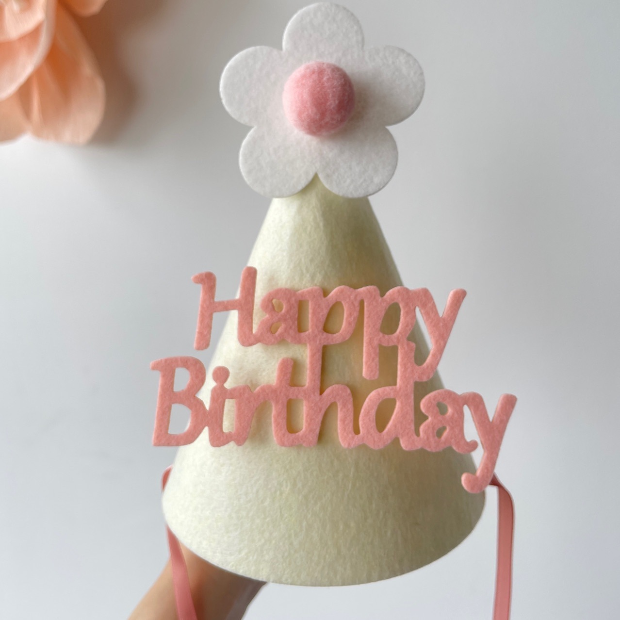 《2865》生日毛球花朵粉粉皇冠