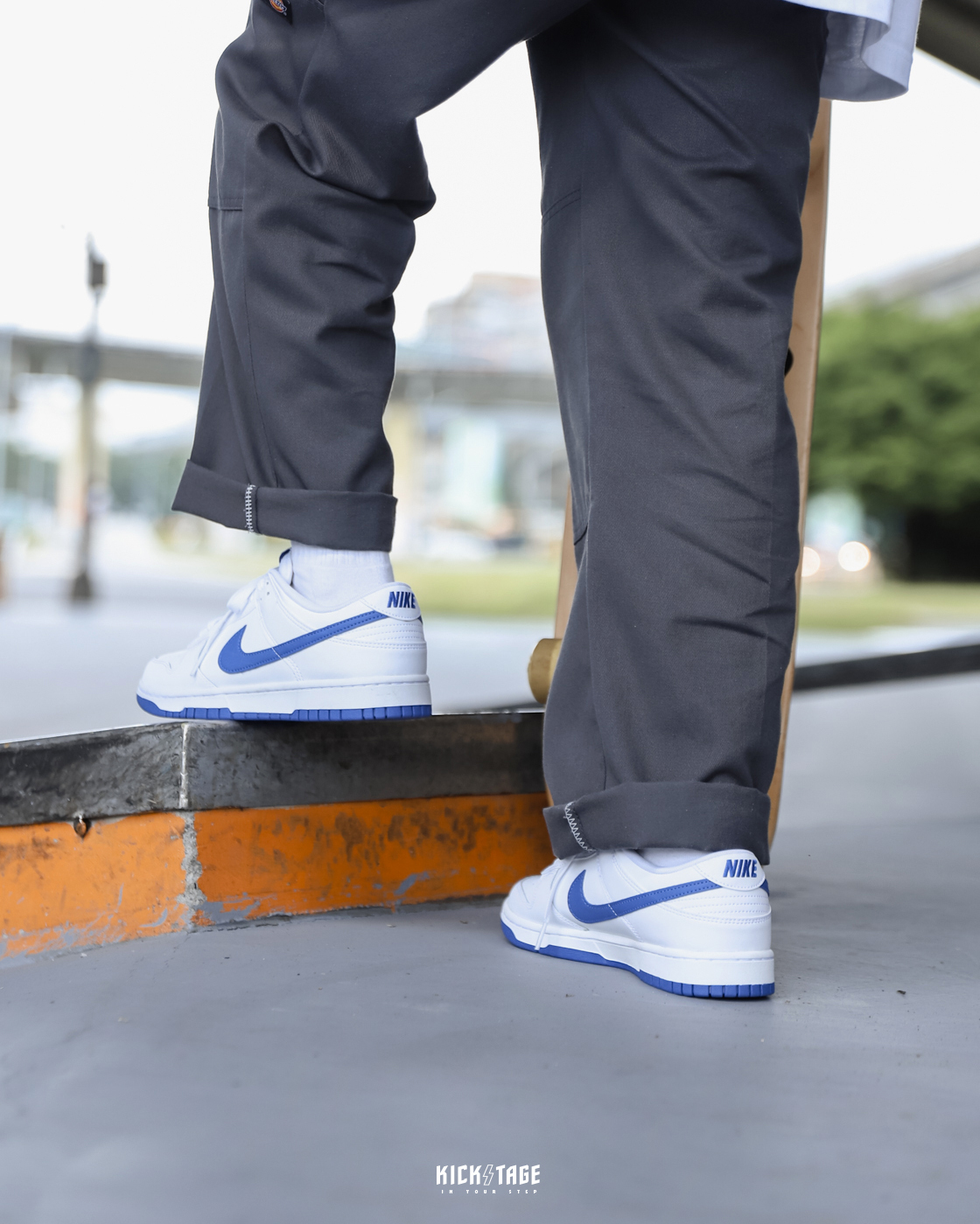 Nike Dunk Low Hyper Royal DV0831-104