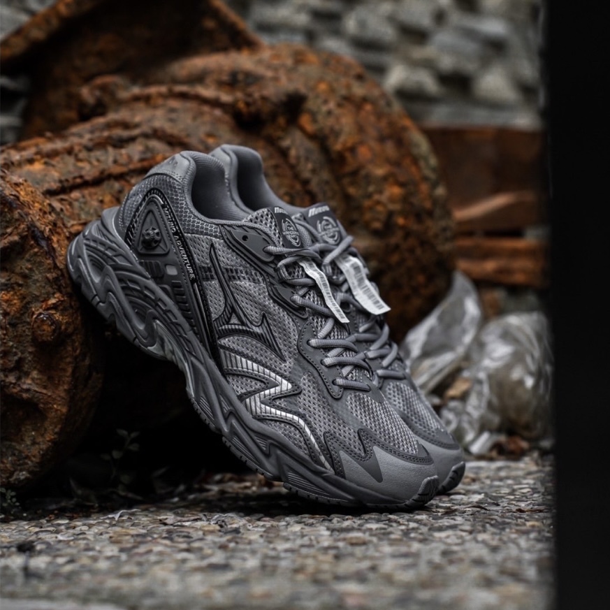 APAIR】預購流浪地球x Mizuno Adventure Twe 復古跑鞋灰銀D1GH23140