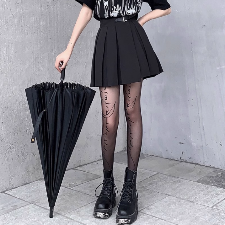 Black knee high stockings (one size)