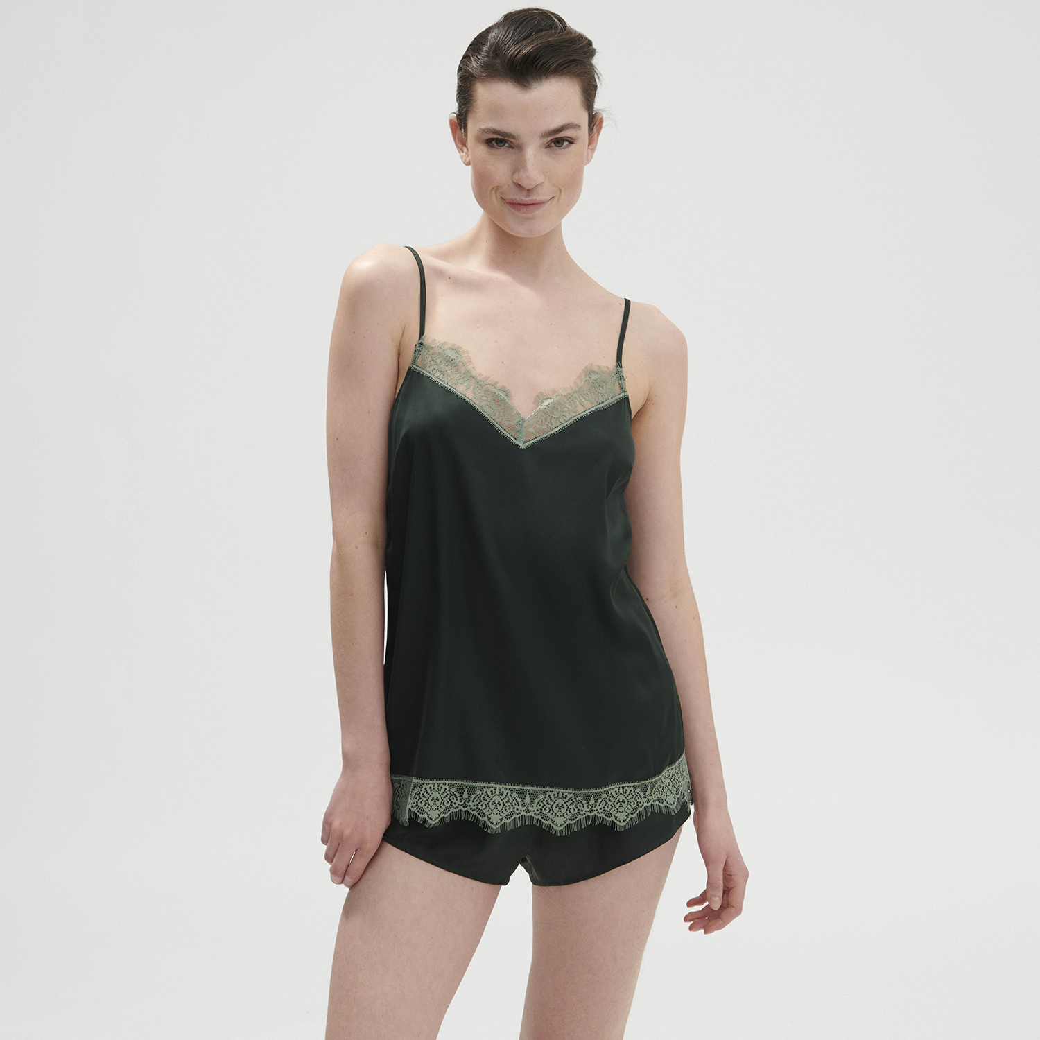 SATIN SECRETS 秘密 上衣 森林綠