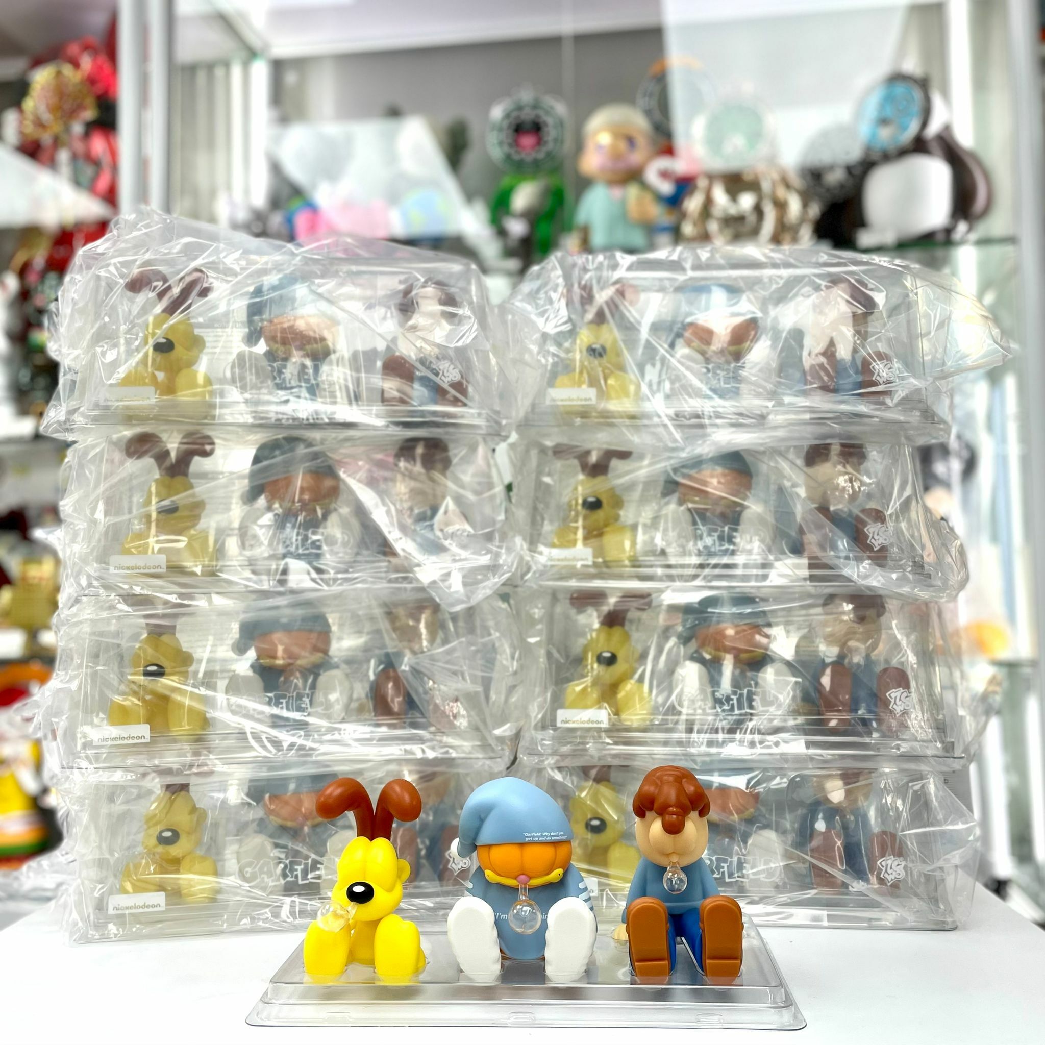 Set of 3 Sleeping Garfield Family