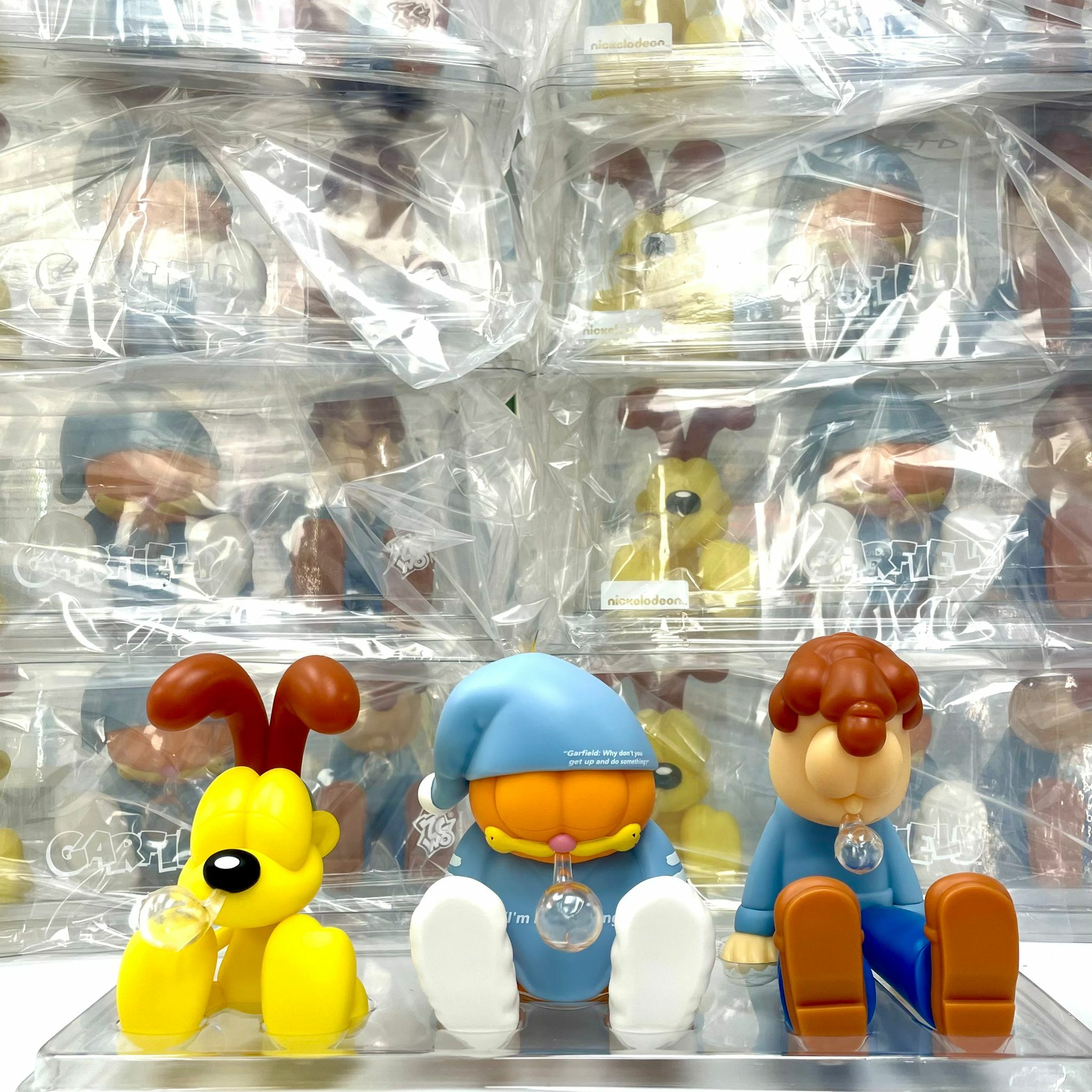 Set of 3 Sleeping Garfield Family