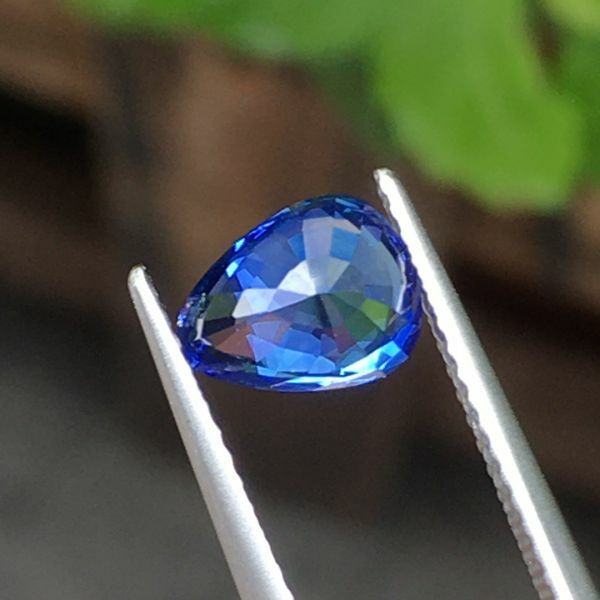 1.66ct 天然皇家藍藍寶石