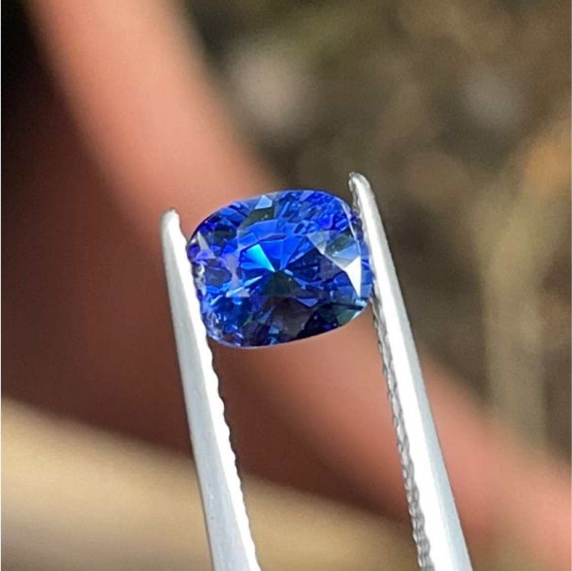 1.17ct有燒皇家藍