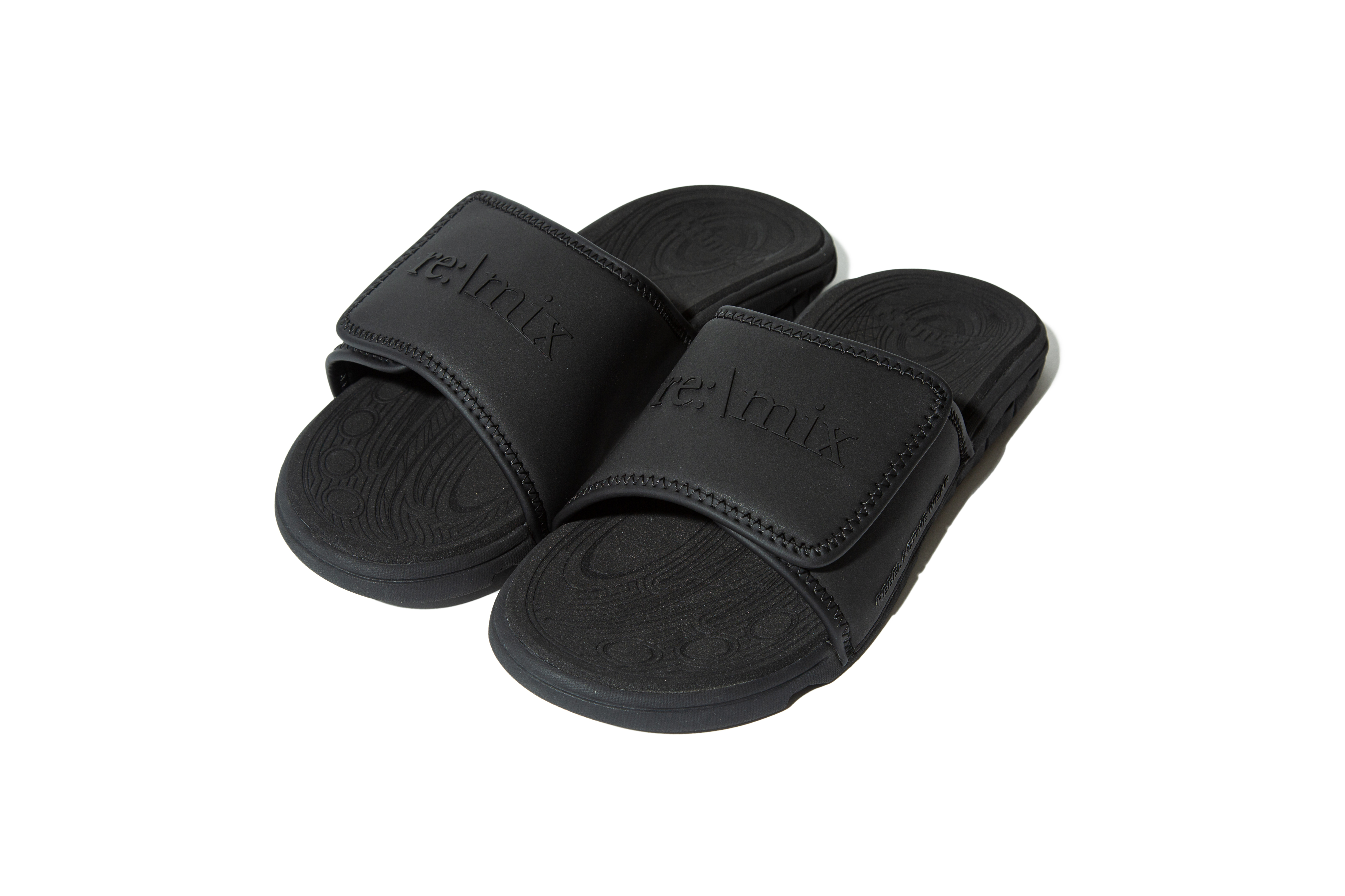 REMIX "ZABWAY_B-Wings Slippers" (Black)