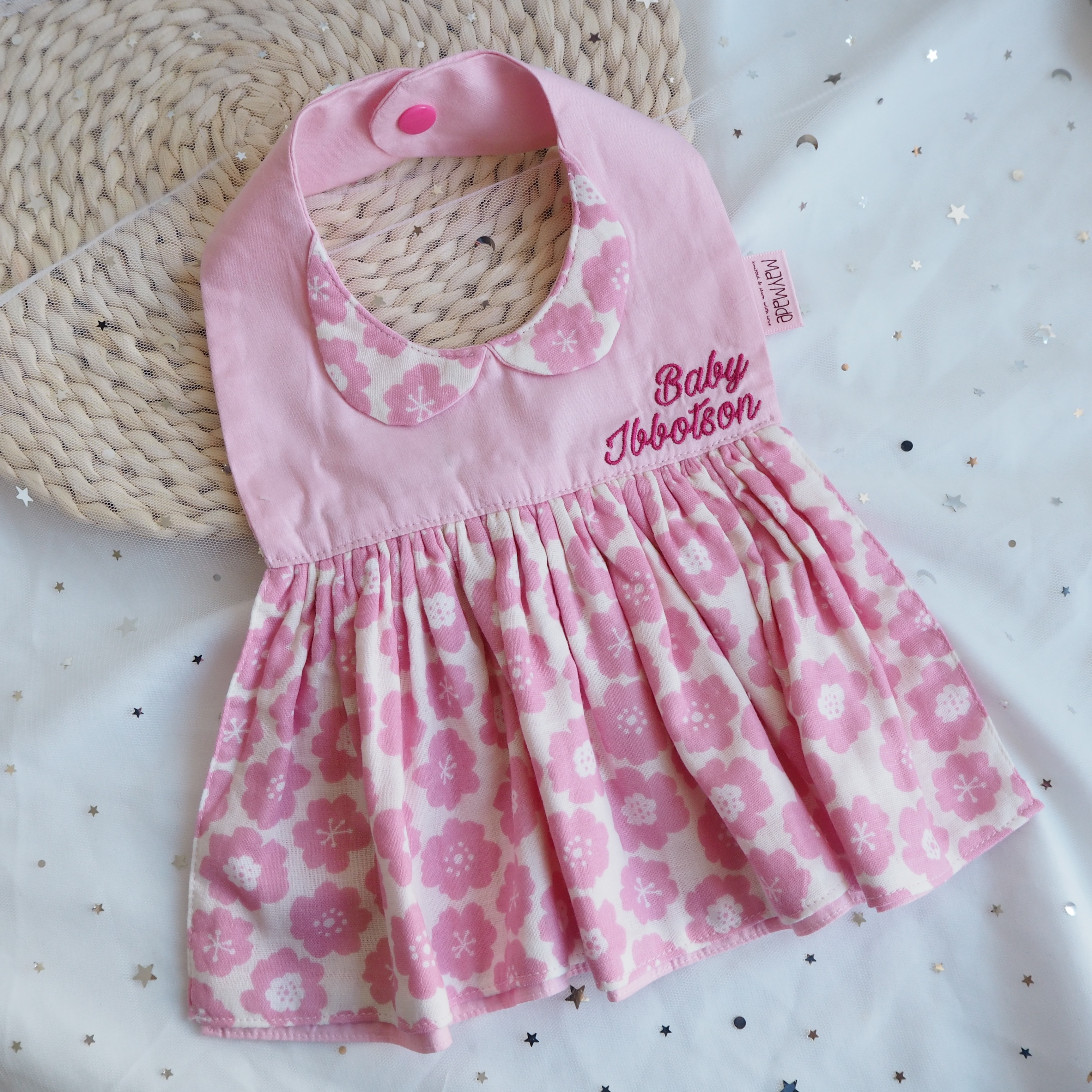 粉紅花花圖案 迷你裙造型口水肩 彌月禮物