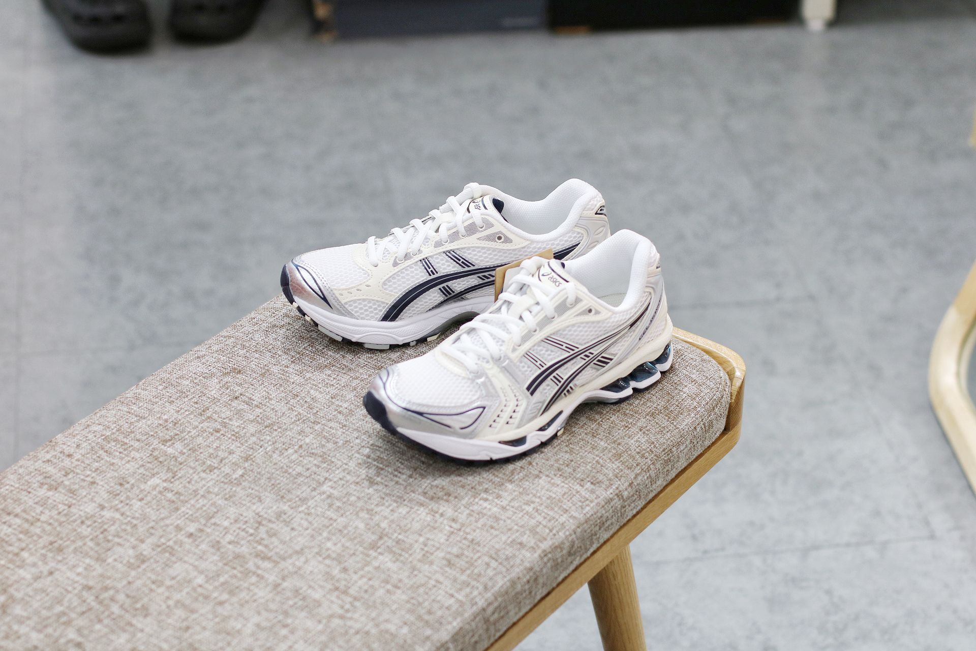 ASICS Gel-Kayano 14 White Midnight ASICS Gel-Kayano 14 White Midnight
