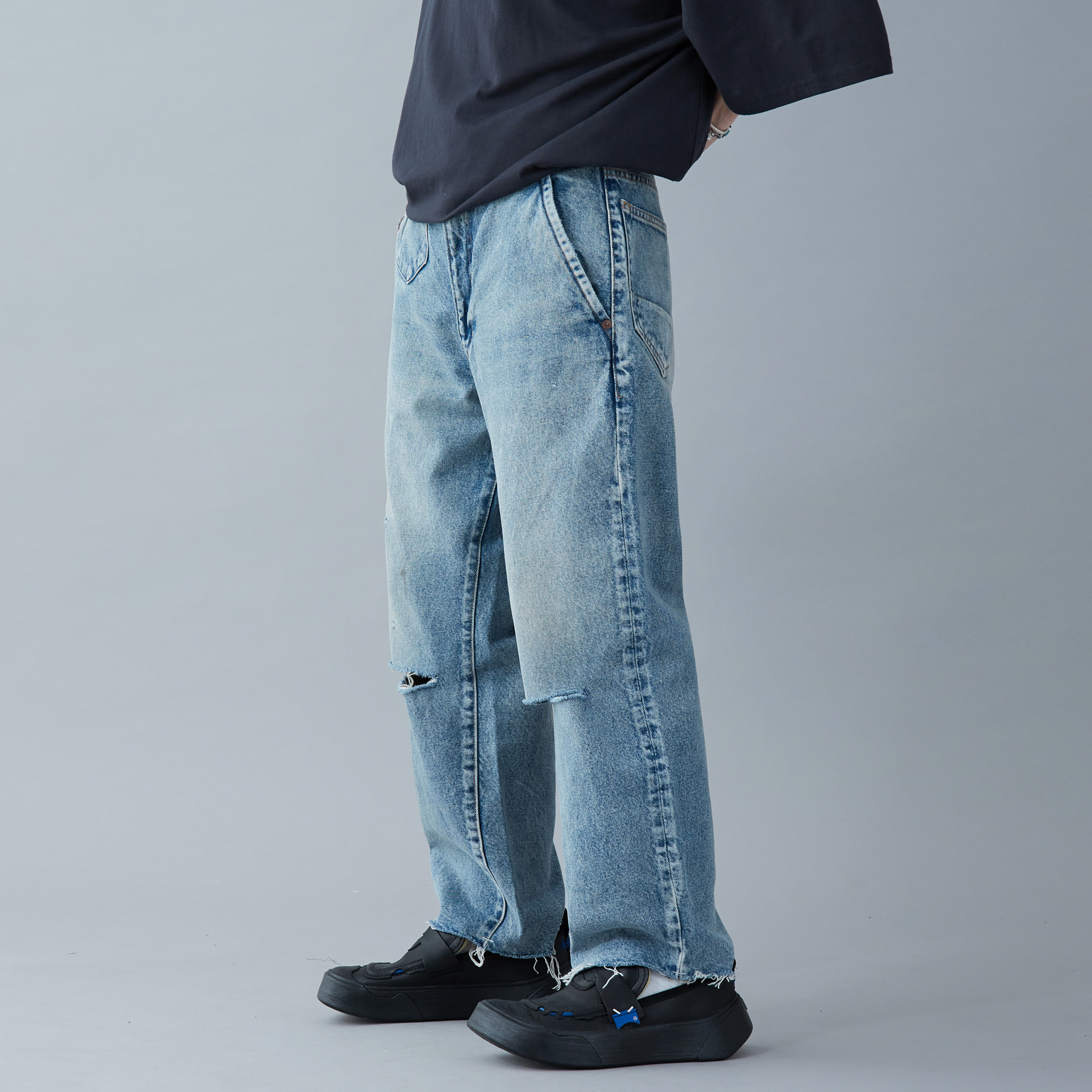 ANACHRONORM - Damaged 80'S Wide Tapered Jeans