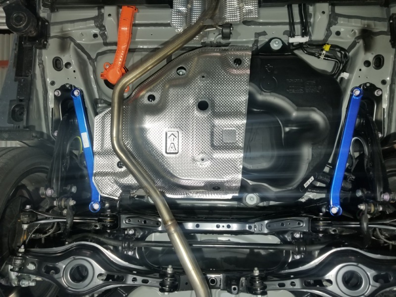 CUSCO 底盤後下左右拉桿 TOYOTA PRIUS PHEV 2023-