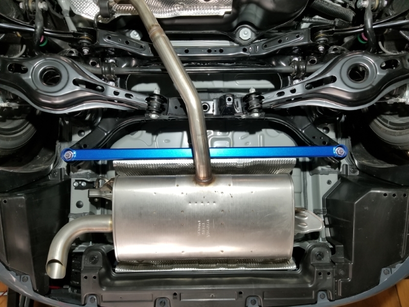 CUSCO 底盤後下拉桿 TOYOTA PRIUS PHEV 2023-