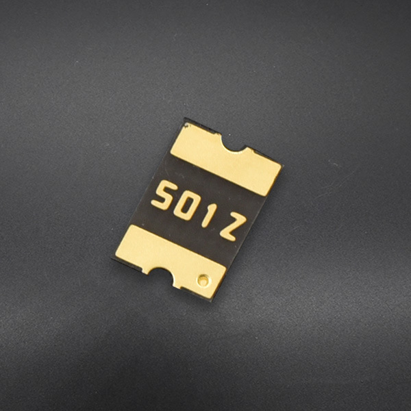 0.5A 15V 1812 自恢復保險絲 MF-MSMF050-2