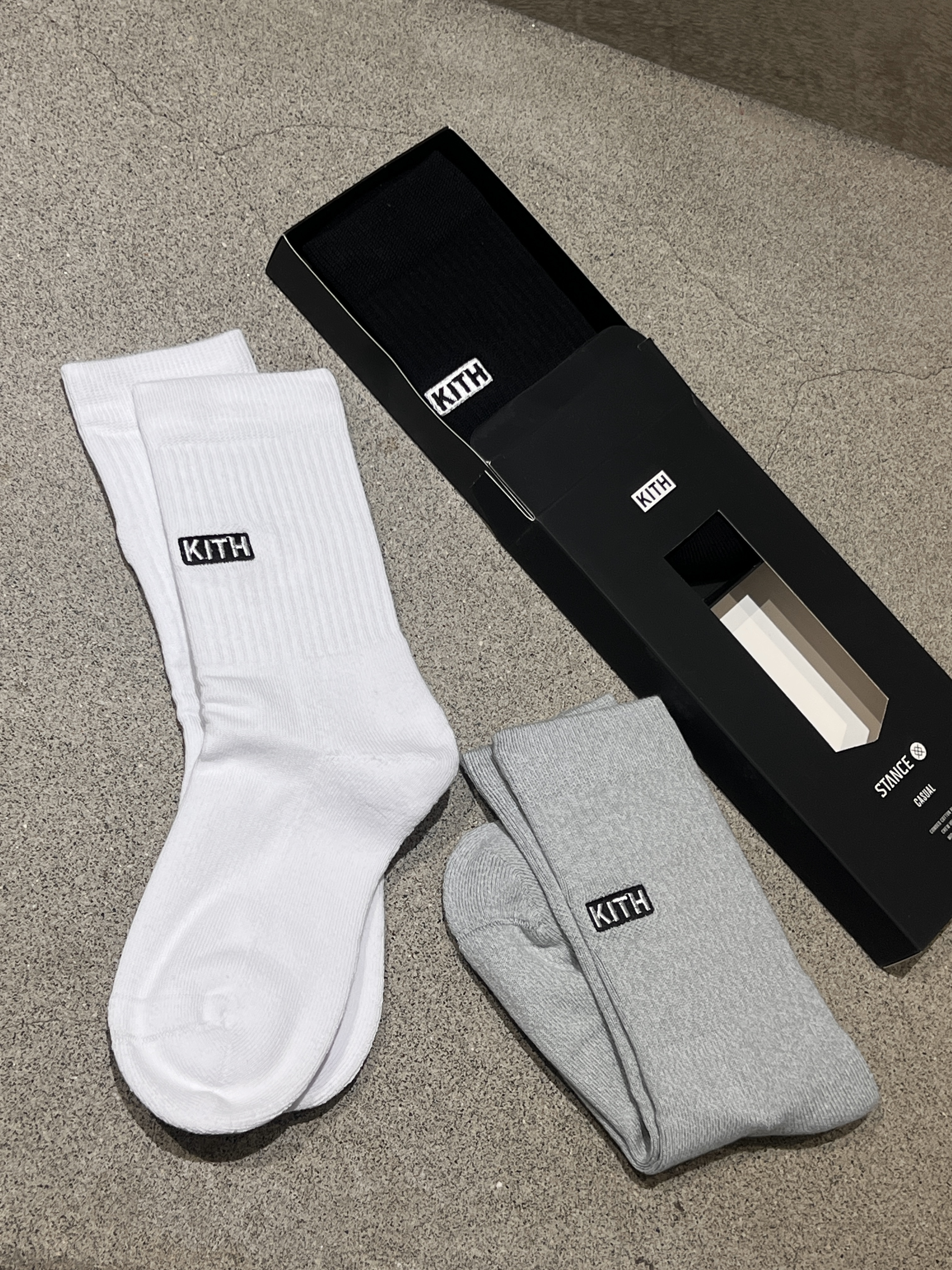 KITH 長襪 (黑/灰/白)