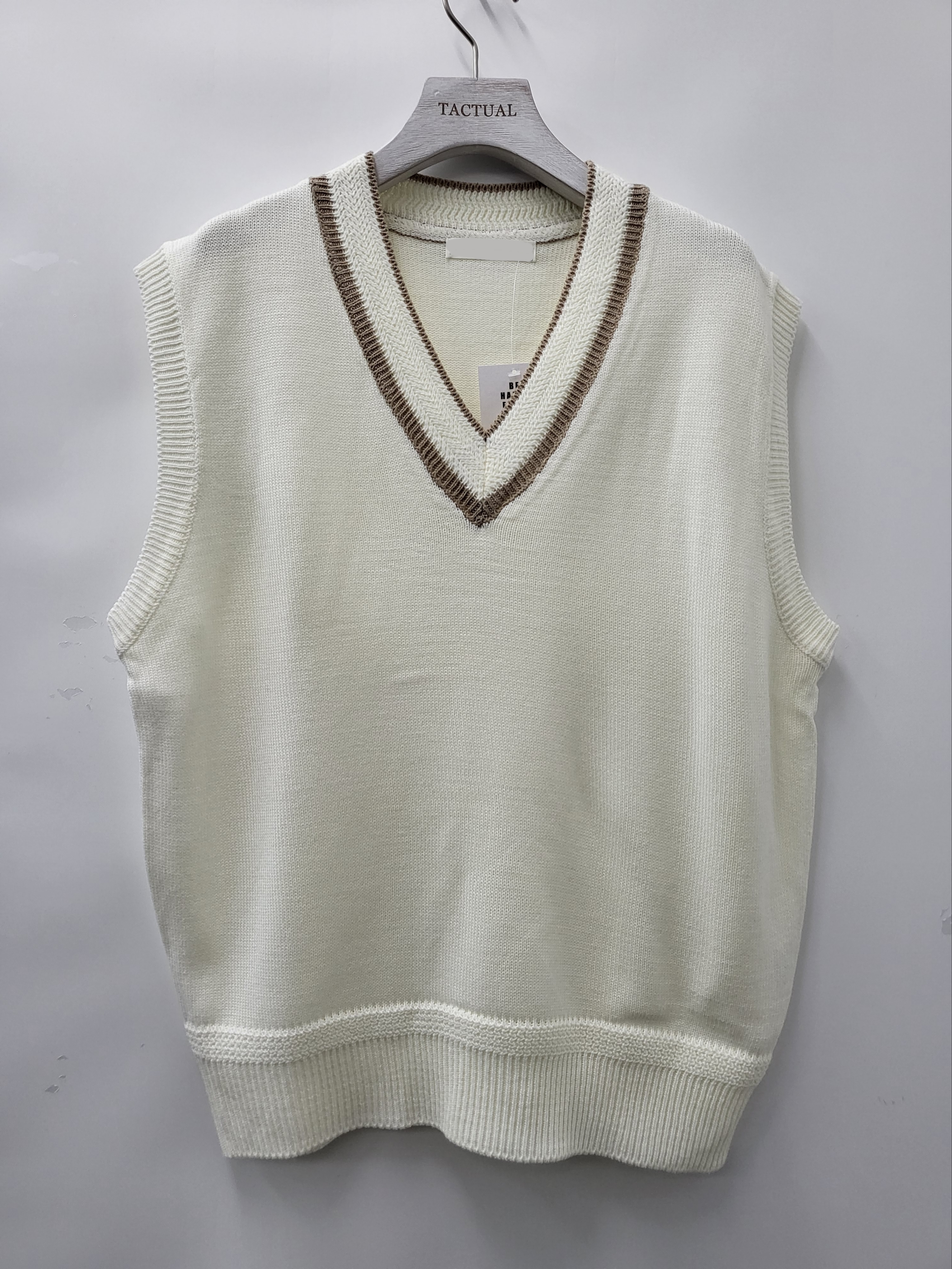 V領拼色背心 V1011