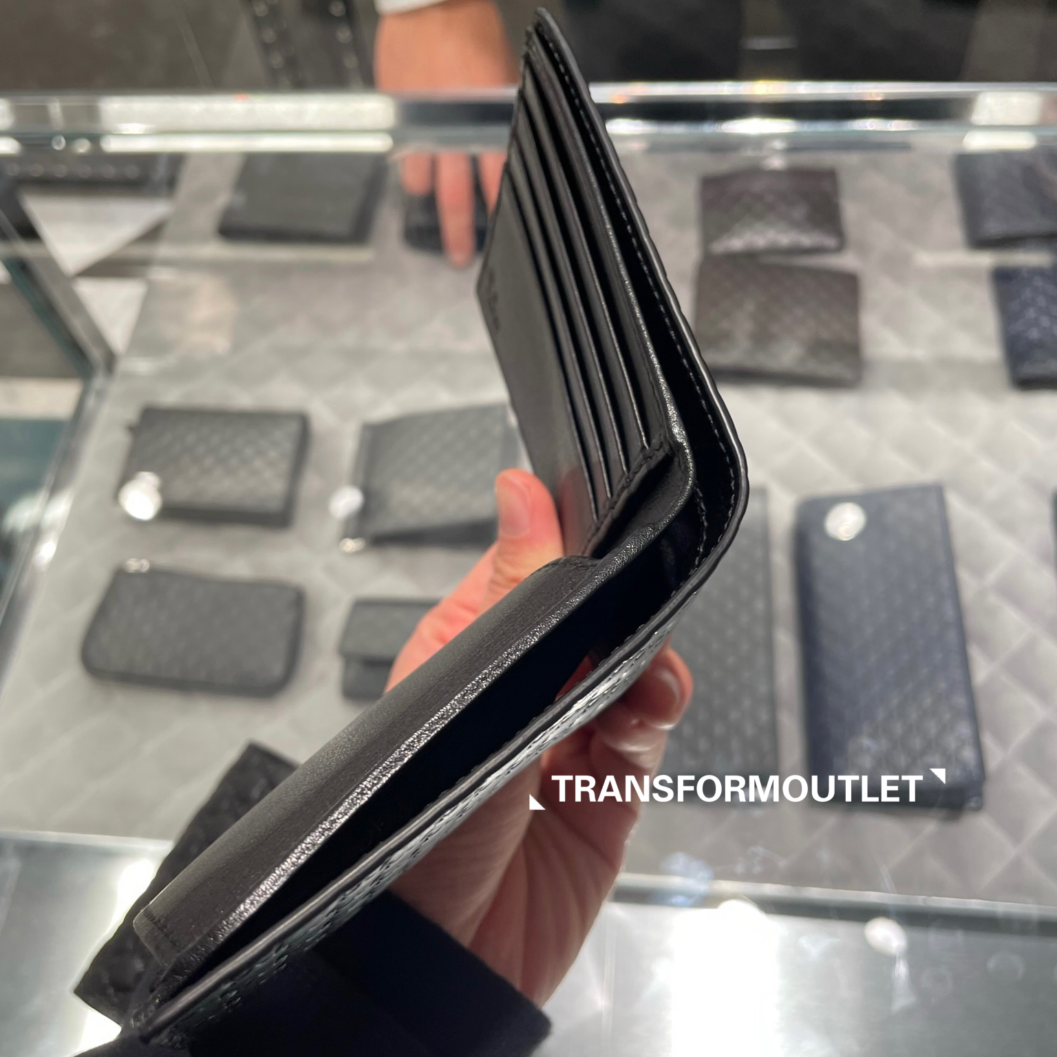 Gucci Wallet-古馳GG印花男士零錢包位短款錢包 - Black