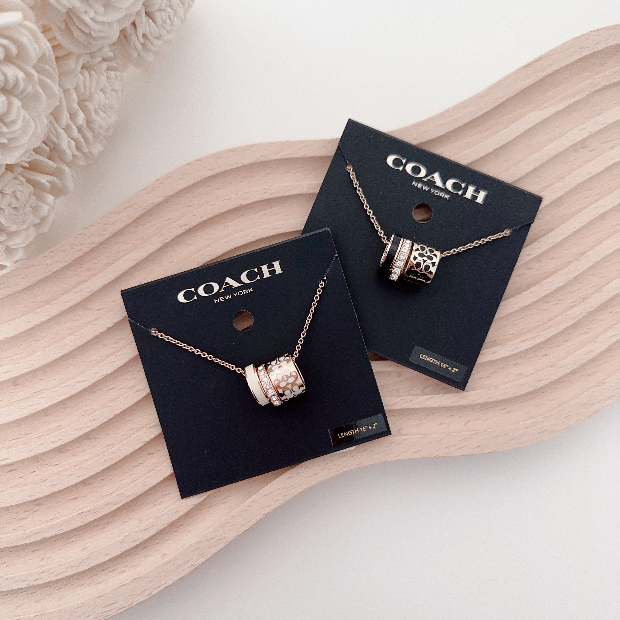 ［美國現貨］Coach  Signature Enamel Necklace