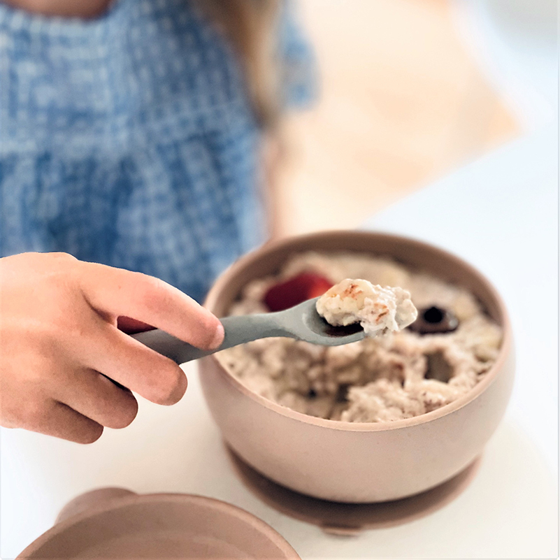 minikoioi 防滑矽膠餐碗(多色可選)