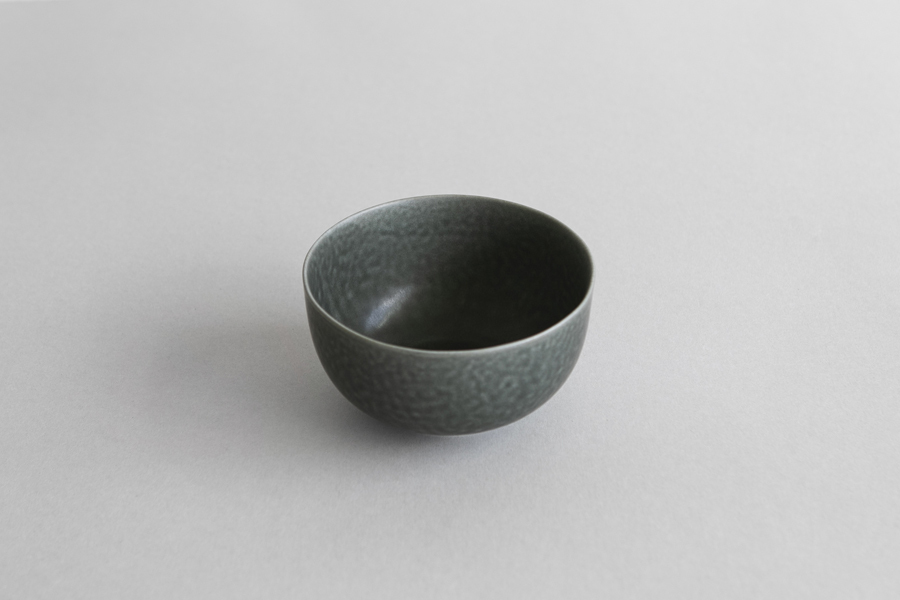 yumiko iihoshi porcelain - ReIRABO 飯碗 冬夜灰