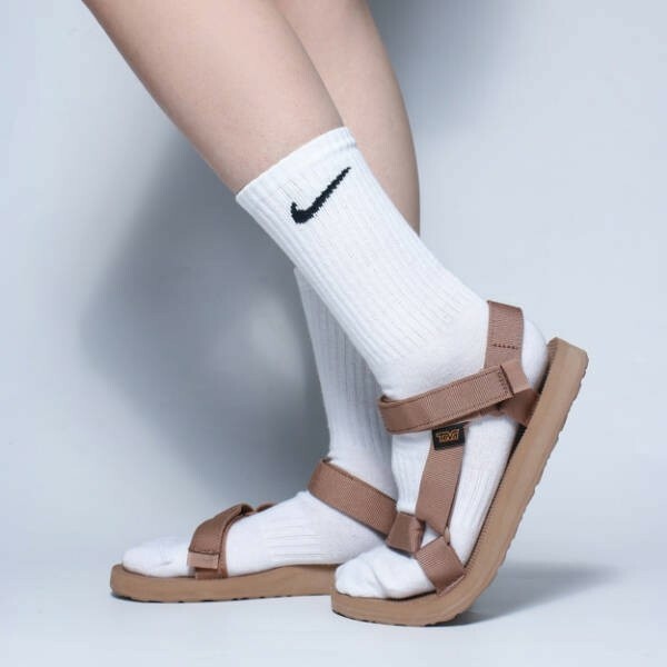 NIKE 長襪 襪子 EVERYDAY 三雙一組 黑/白 基本款 百搭款 小腿襪 SX7676-