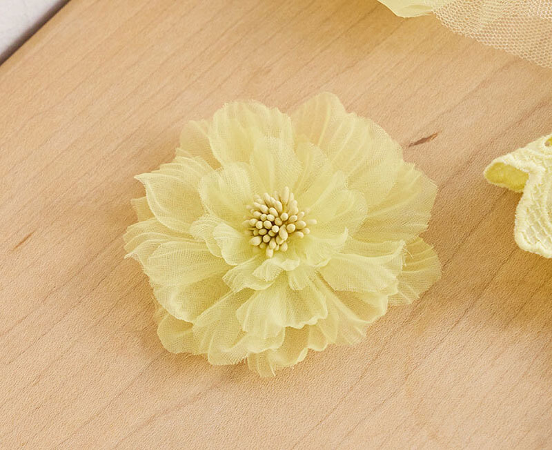 天使花胸針 (黃花) - It’s sunny outside